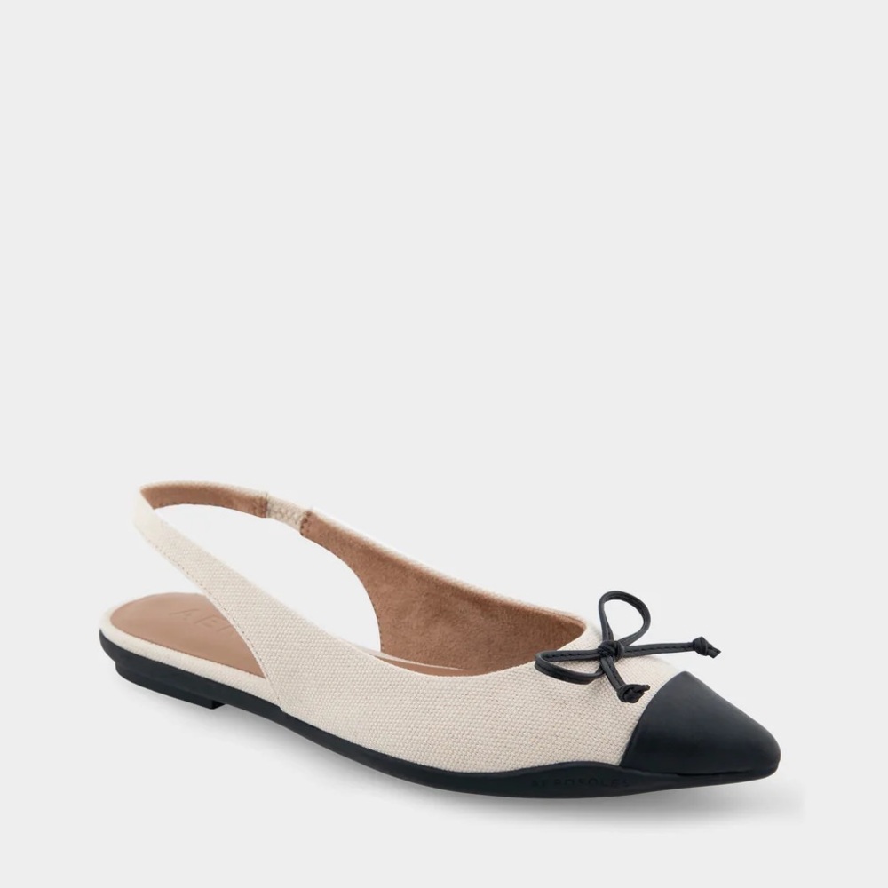 NWT Aerosoles Point Toe Slingback Flat in Cream
